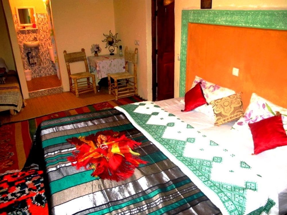 Chez Les Berberes Bed & Breakfast อิมลิล ภายนอก รูปภาพ